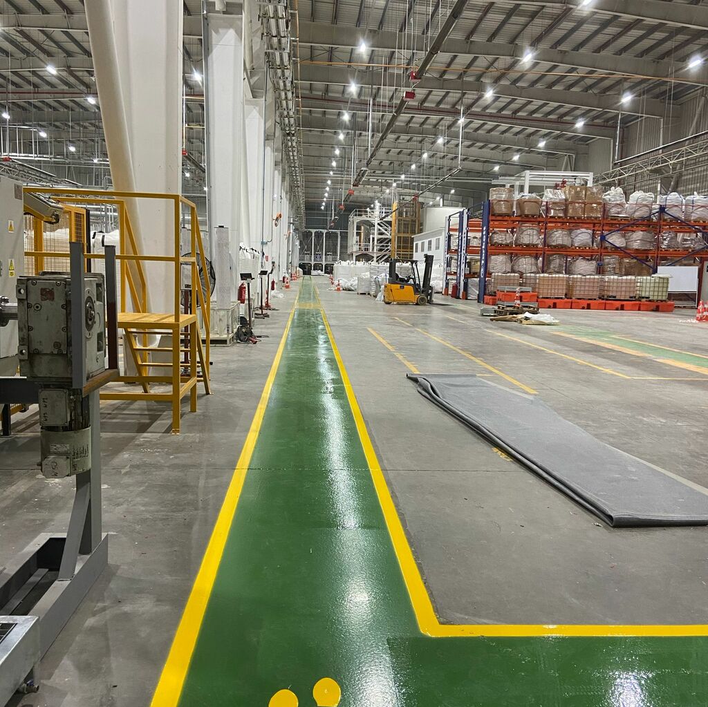 fabrika içi çizgi ve boyama, güvenlik işaretleri